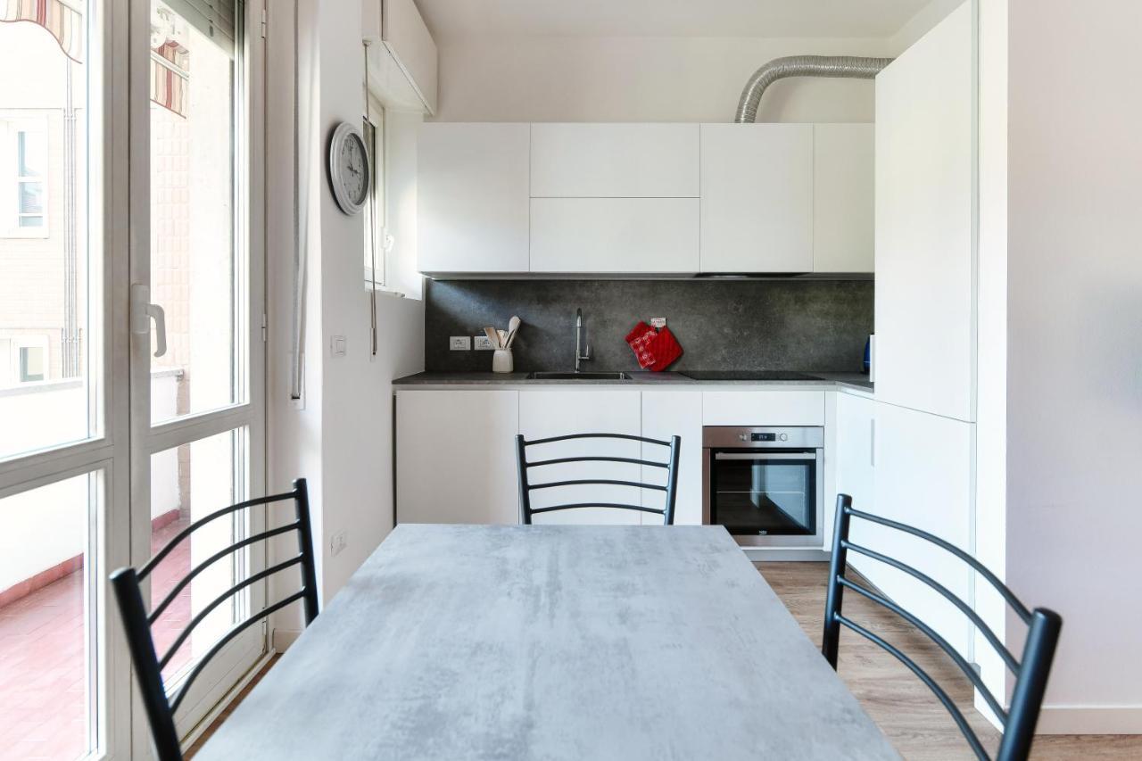 Joivy Superb Flat With Balcony Apartment Como Exterior photo